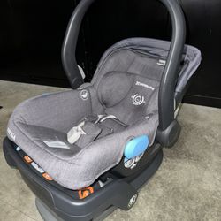 UPPAbaby MESA Infant Car Seat -Jordan (Charcoal Melange) Merino Wool Version/Naturally Fire Retardant