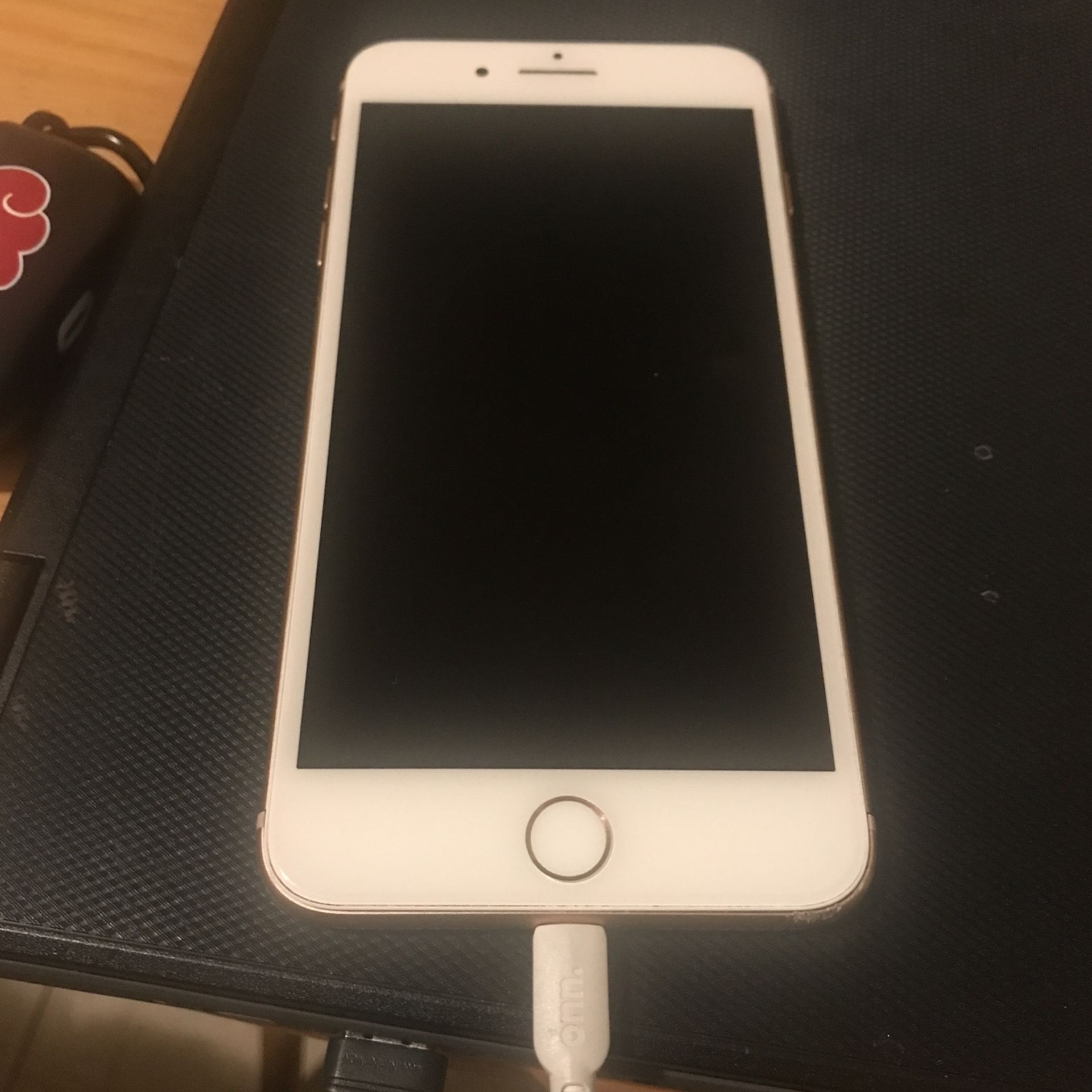 iPhone 8 Plus Back Cracked
