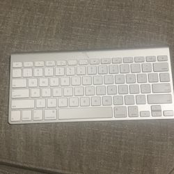 Apple keyboard  a1314