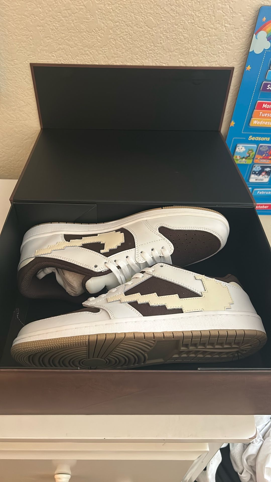 Jordan 1 Low Rarely
