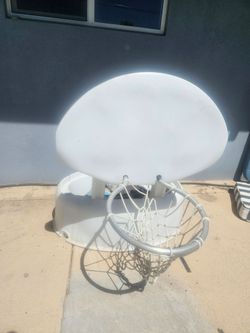 Pool basketball hoop