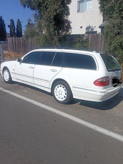 2002 Mercedes E320