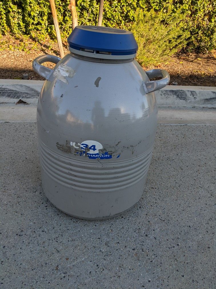 Taylor Wharton HC34 Liquid Nitrogen LN2 Tank Dewar Container