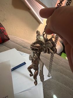 Neckless
