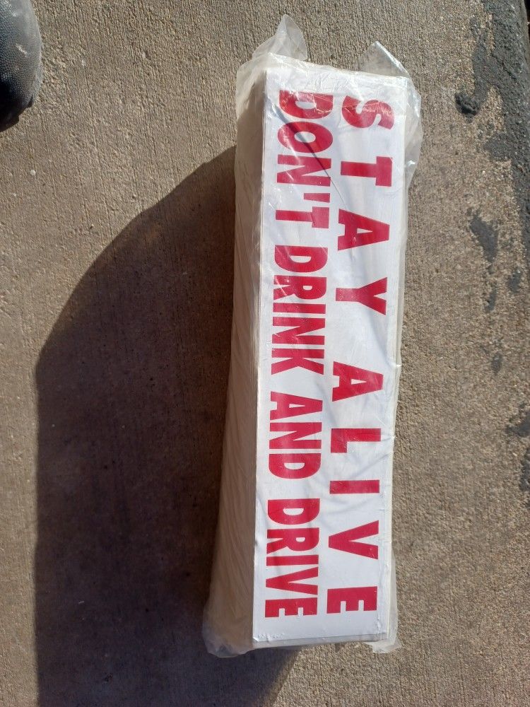 Bumper Sticker Vintage "Stay Alive Don't Drink And Drive"