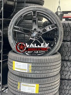 22”  Hellcat rims Oem 
