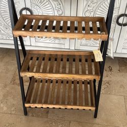 Shelf cabinet