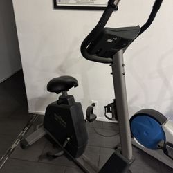 Stationary bike 