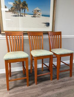 3 Barstools