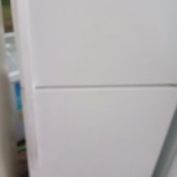 Refrigerator Excellent Condition 