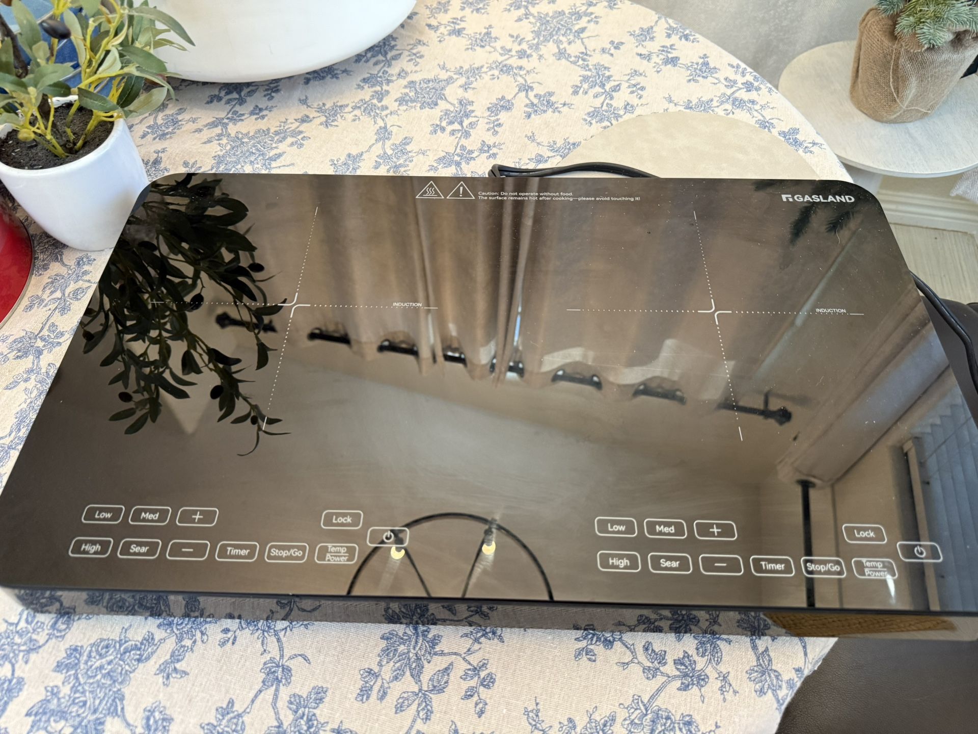 Like New GASLAND SwiftChef Portable Induction Cooktop, 22.8"D x 13.3"W x 2.3"H, 1800W, 120V