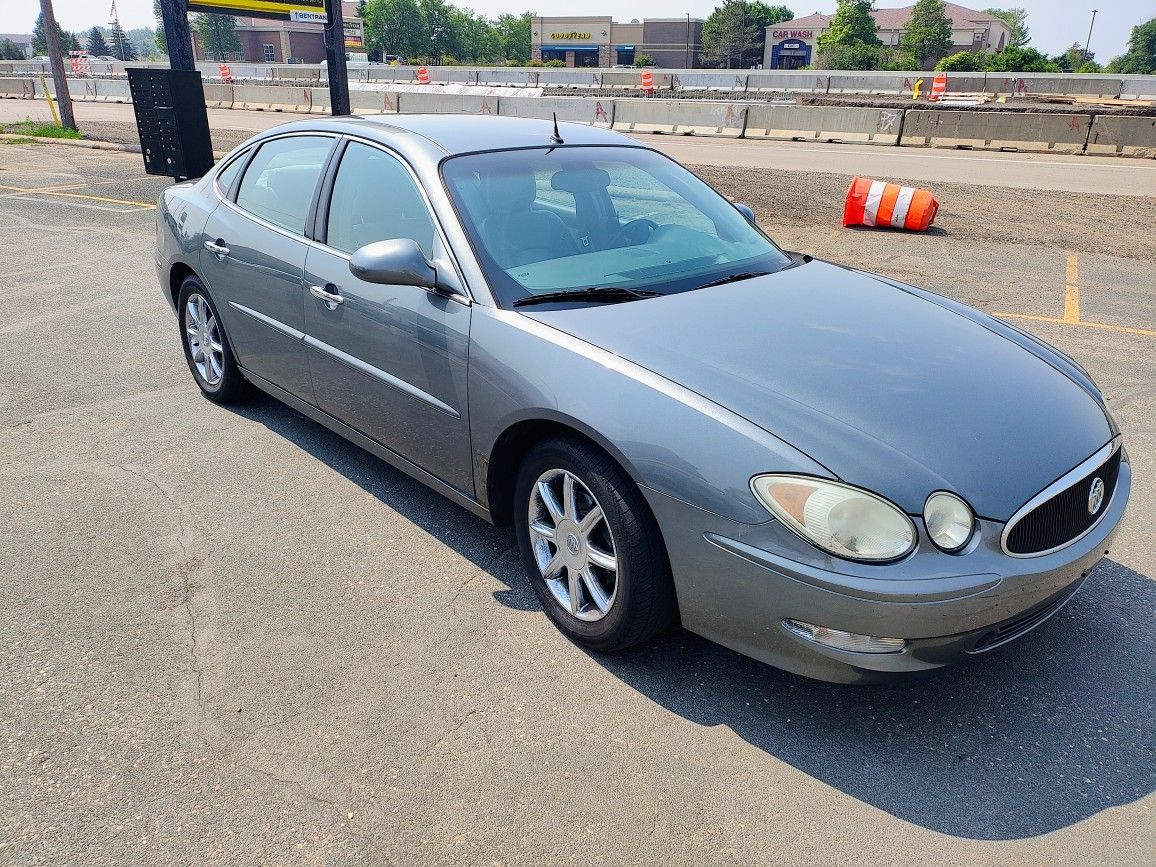 2005 Buick Lacrosse CXS (Clean Title)