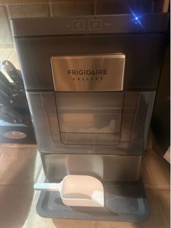 Frigidaire Nugget Ice Machine