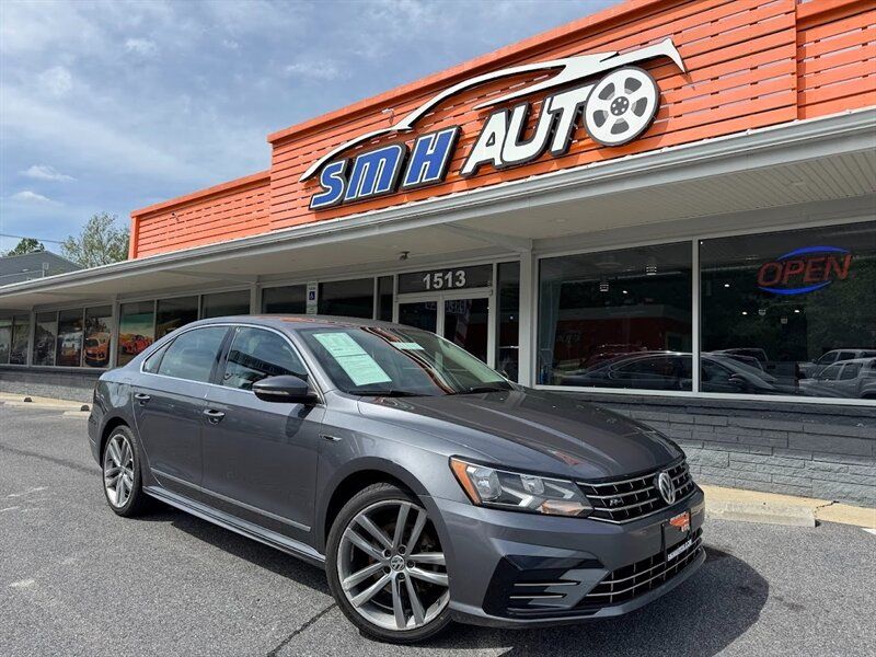 2017 Volkswagen Passat 1.8T R-Line