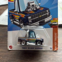 Hot Wheels Toon'd '83 Chevy Silverado, HW Hot Trucks 1/10 [Blue
