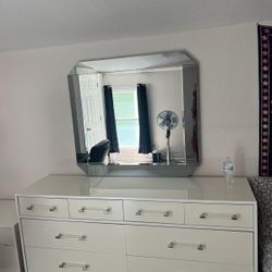 White Bedroom Set Furniture  (2 Piece)