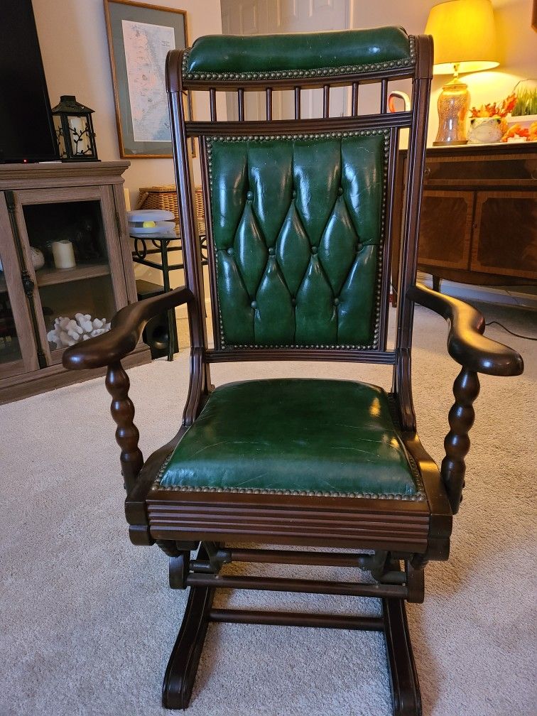 Clyde Pearson Vintage Glider/rocker