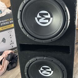 Memphis 1000 watt Dual Subwoofers In Original Box