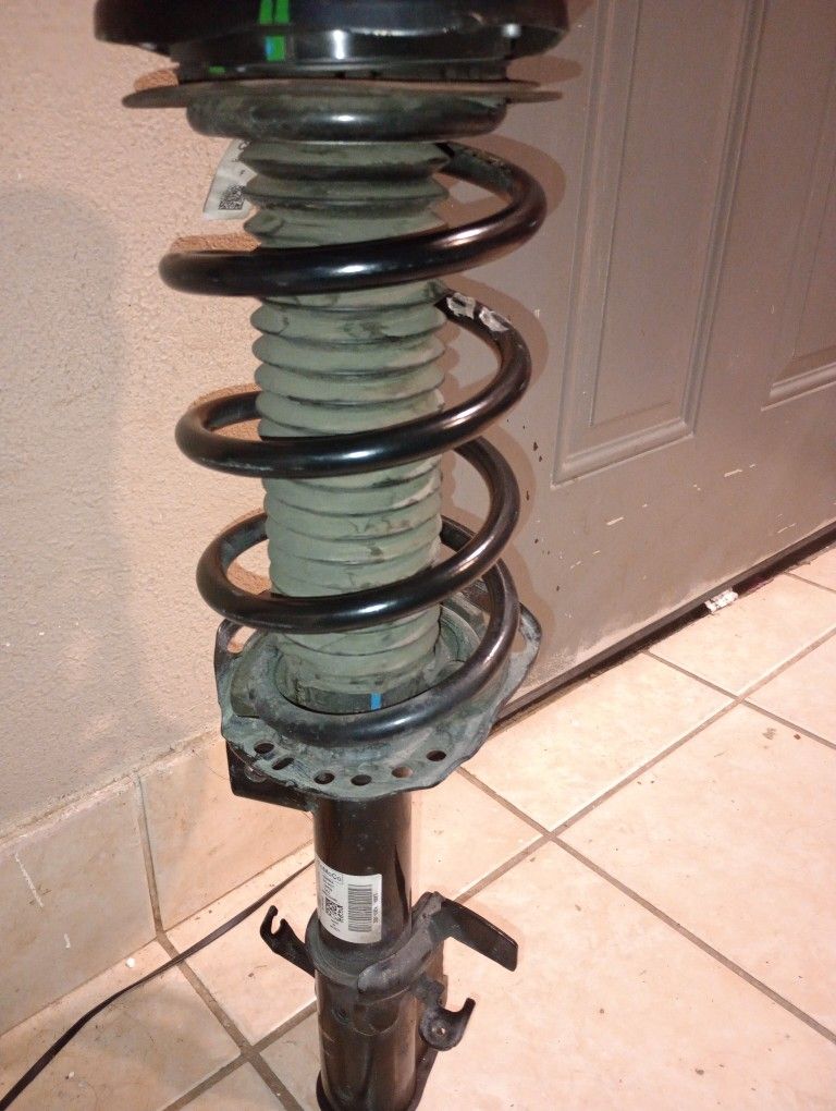 Used Front Strut Assembly 2022 Ford Bronco Sport