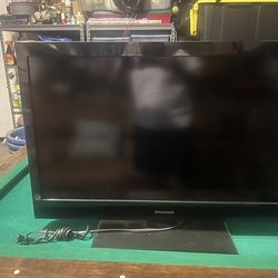 Used good condition Sylvania TV