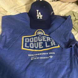 La Dodgers SnapBack + World Series Shirt XL