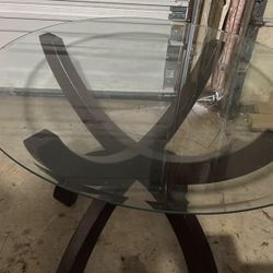 American Signature Furniture Dining Table 