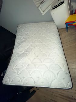 setra queen mattress