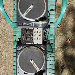 Mixer/Turntables