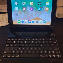 11” iPad 6 32g
