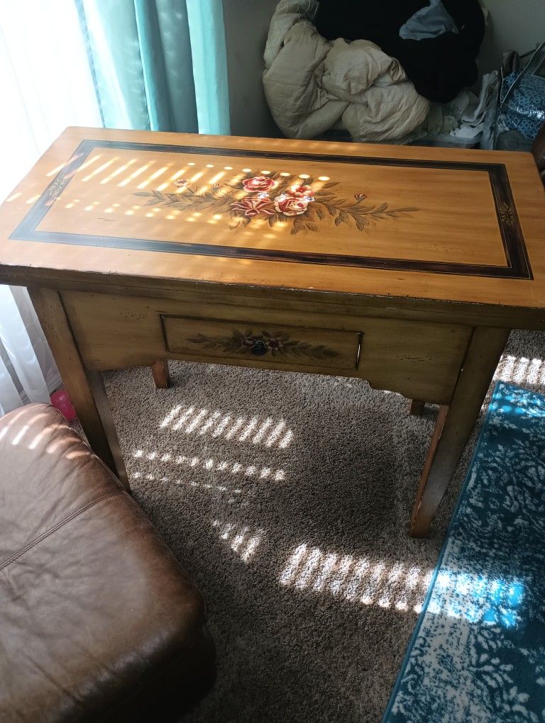 Fredericksburg Writing Table