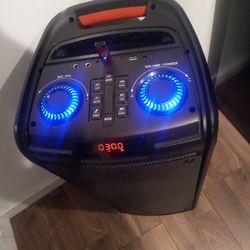 bocina Recargable Para Pary Tiene Bluetooth Usv Radio