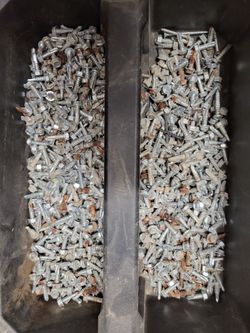 Bulk Hex Head Self-Drilling Screws