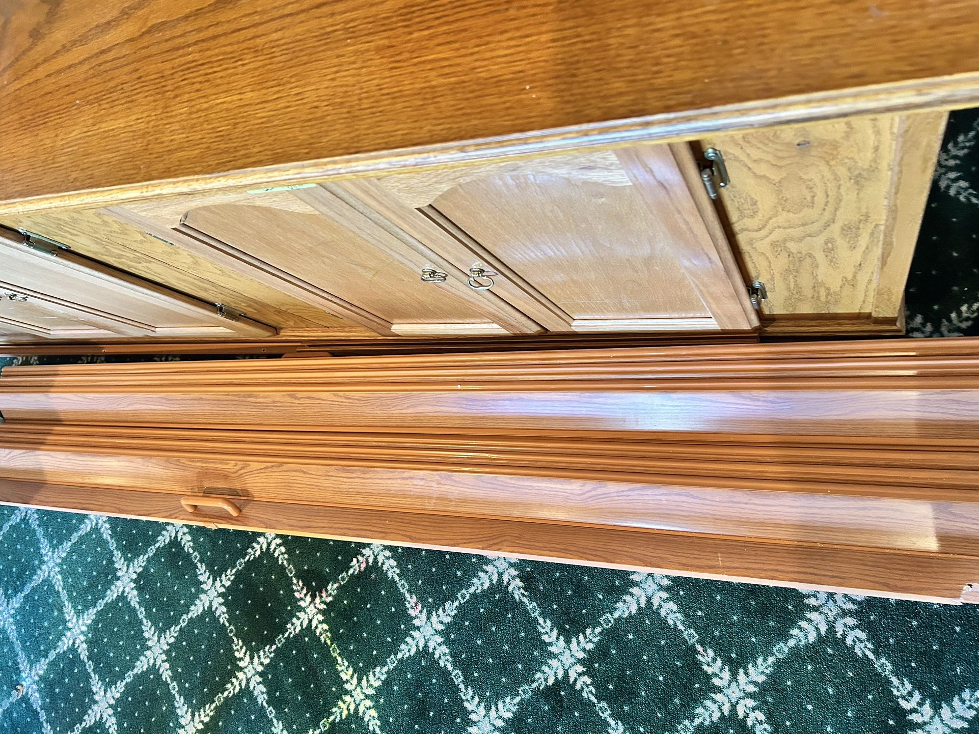 2 Accordion Doors