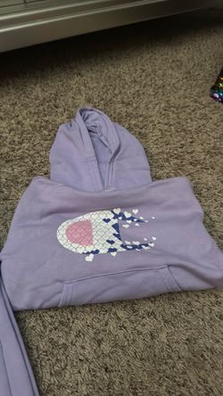 Champion outfit