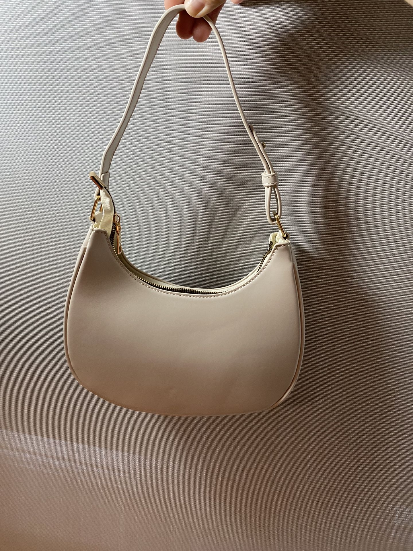 Milky White Bag 