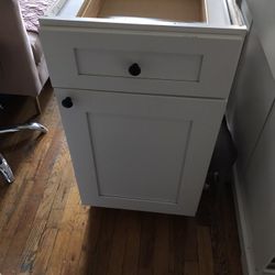 Kitchen cabinet- 18inch