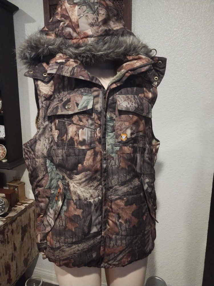 Xl Camouflage Hunting Vest 