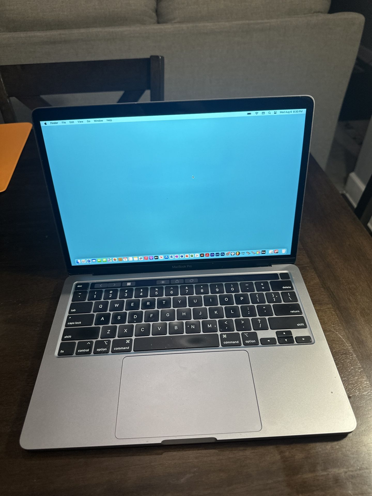 APPLE MACBOOK PRO 13” TOUCHBAR INTEL QUAD CORE i5 16GB 500GB! LOADED!