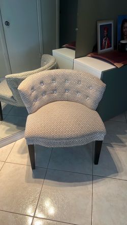 Living room chair