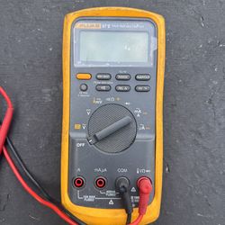 Voltmeter Fluke 87V