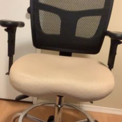 Heavy Duty Office Chair