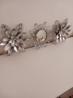 Metal Floral Wall Decor w/ Mirror – Silver Tone