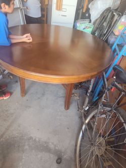 Round Wood Dining Table