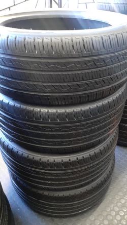 Set of 4 matching tires KUMHO size 245/45R19
