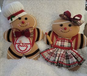 Gingerbread Boy and Girl Christmas Plush Set