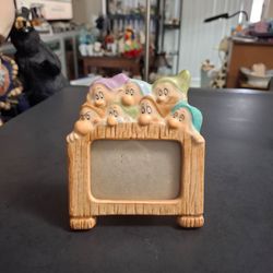 Disney Snow White's Seven Dwarfs Picture Frame By Burnes Of Boston For Disney, Holds 3"x2" Pic (Overall 4.75"Hx4.25"W) New Never Used