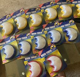 Son para usar cuarto niños Baterias AA ( no include Baterias )1.