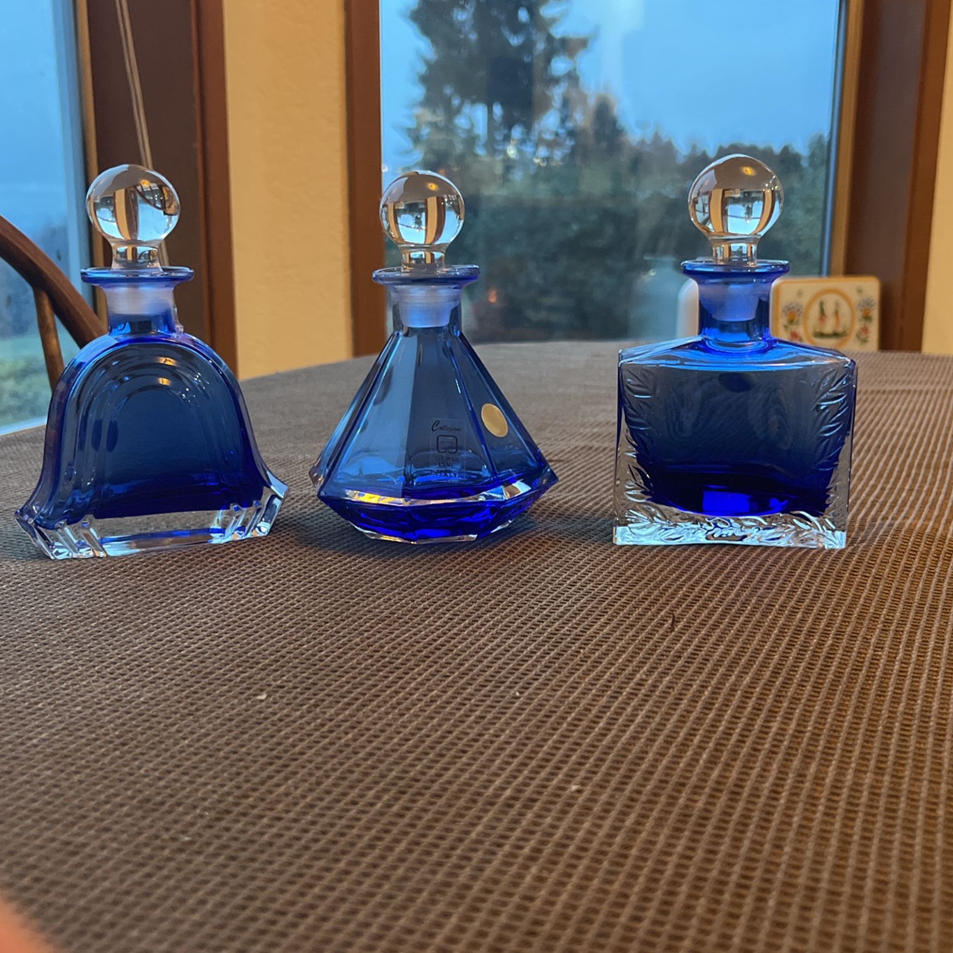 Collezione Glass Line Italian perfume bottles - Cobalt blue