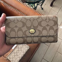 New Coach Wallet 