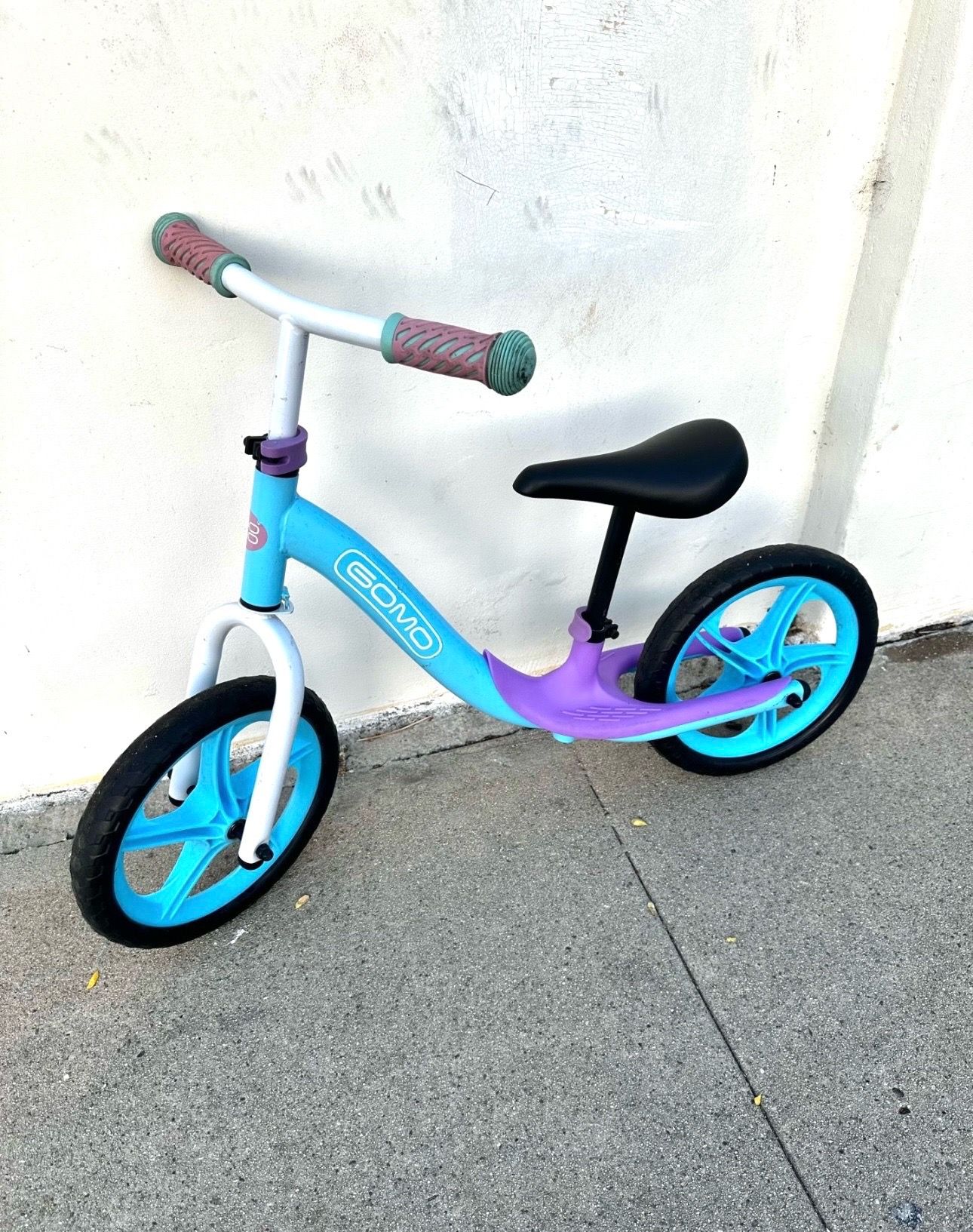 Kids Gomo Push Balance Bike 🚲